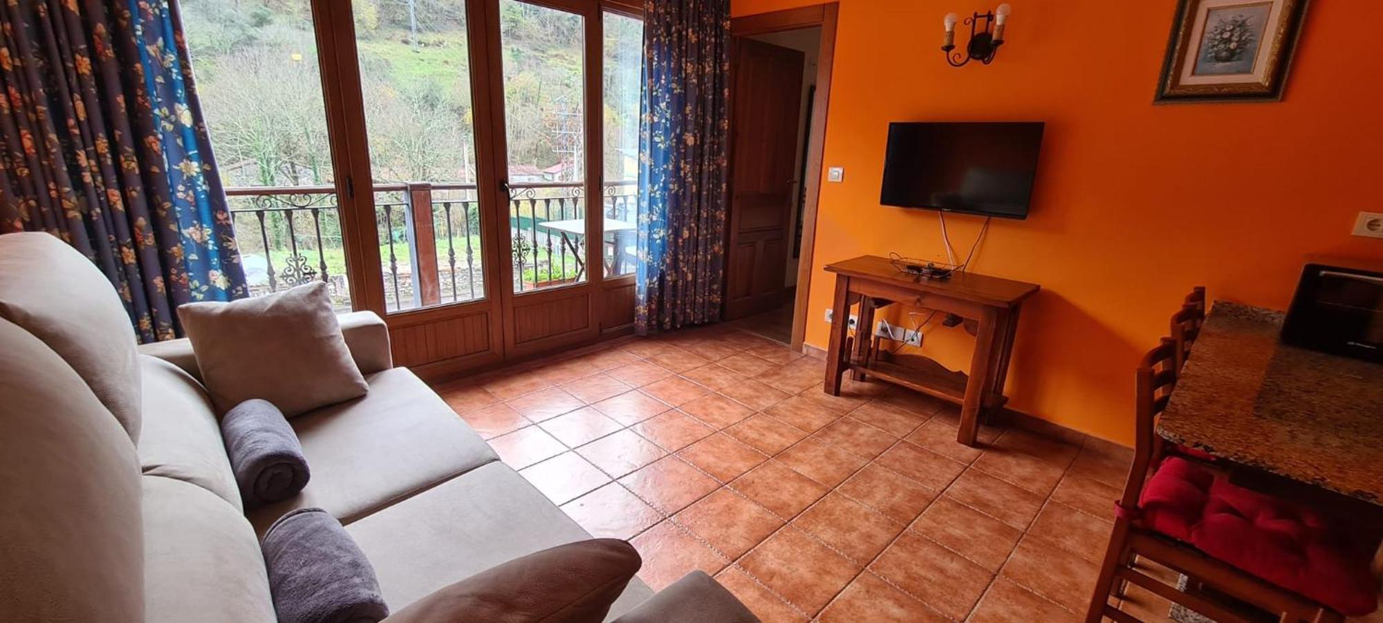 Apartamentos La Corona - Cabrales كارينا دي كابراليس المظهر الخارجي الصورة