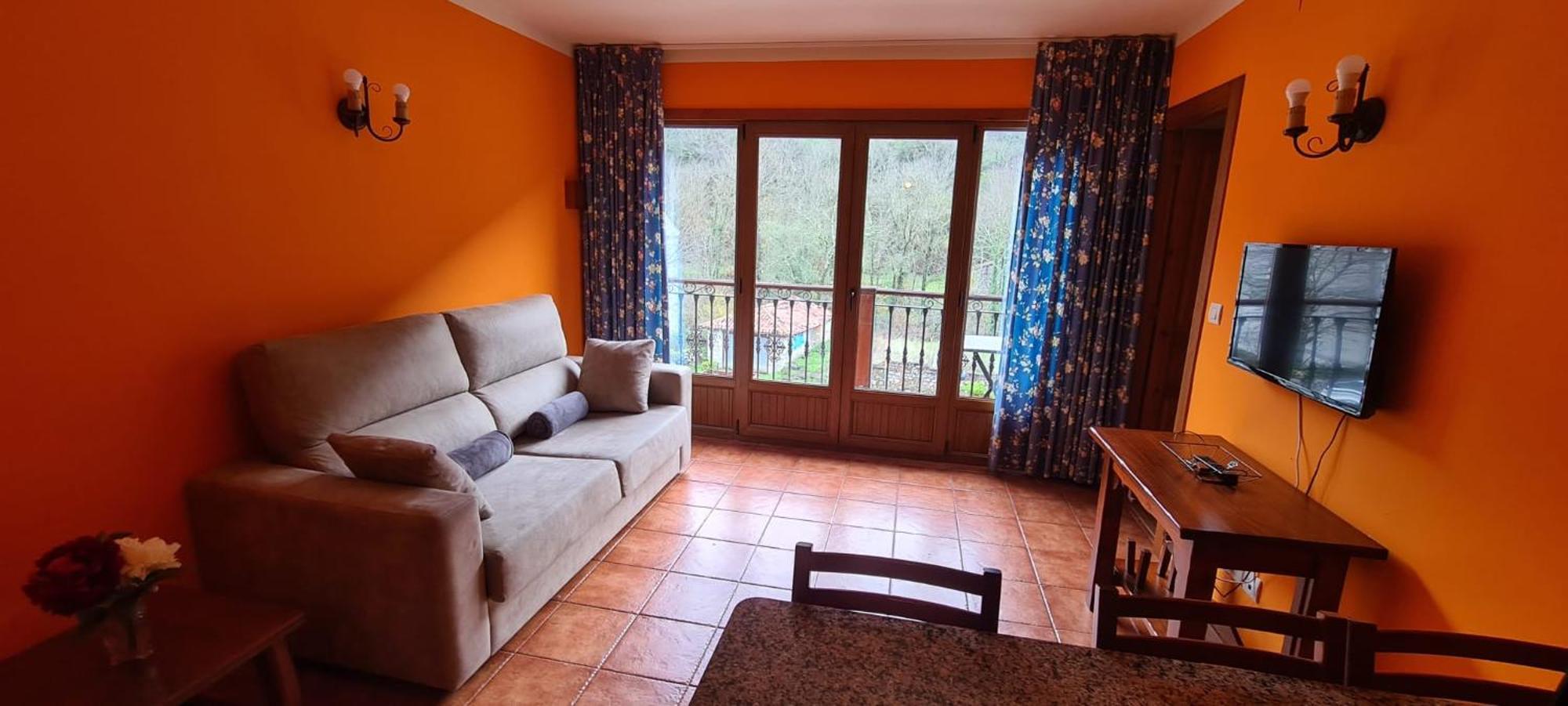 Apartamentos La Corona - Cabrales كارينا دي كابراليس المظهر الخارجي الصورة
