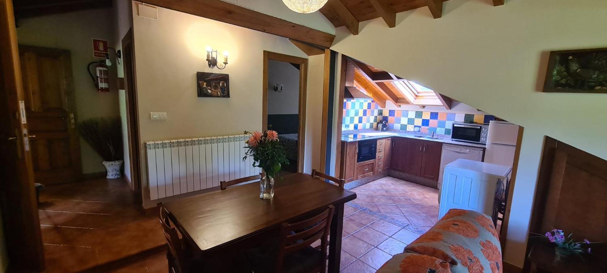 Apartamentos La Corona - Cabrales كارينا دي كابراليس المظهر الخارجي الصورة