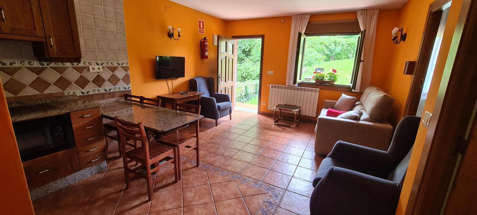 Apartamentos La Corona - Cabrales كارينا دي كابراليس المظهر الخارجي الصورة