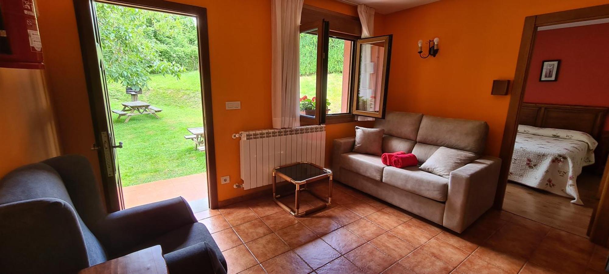 Apartamentos La Corona - Cabrales كارينا دي كابراليس المظهر الخارجي الصورة