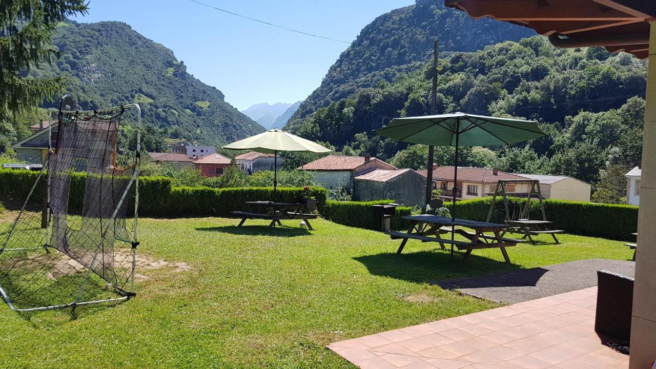 Apartamentos La Corona - Cabrales كارينا دي كابراليس المظهر الخارجي الصورة